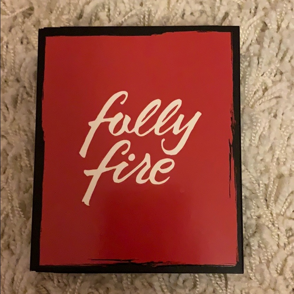 Fully fire trio lipstick